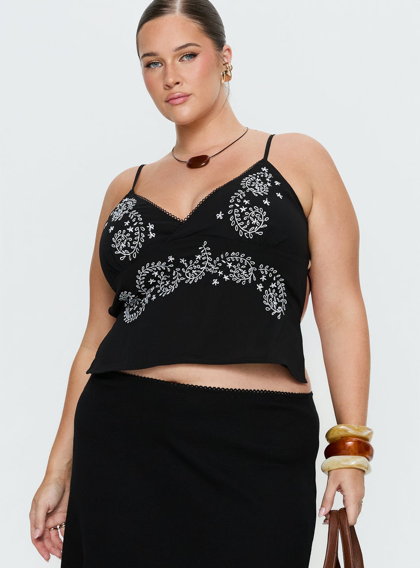 Pappilion Top Black Curve